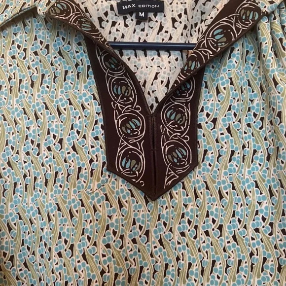 Dress - Picture 2 of 3